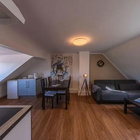 Hafenhaus Waren Muritz Lägenhet *